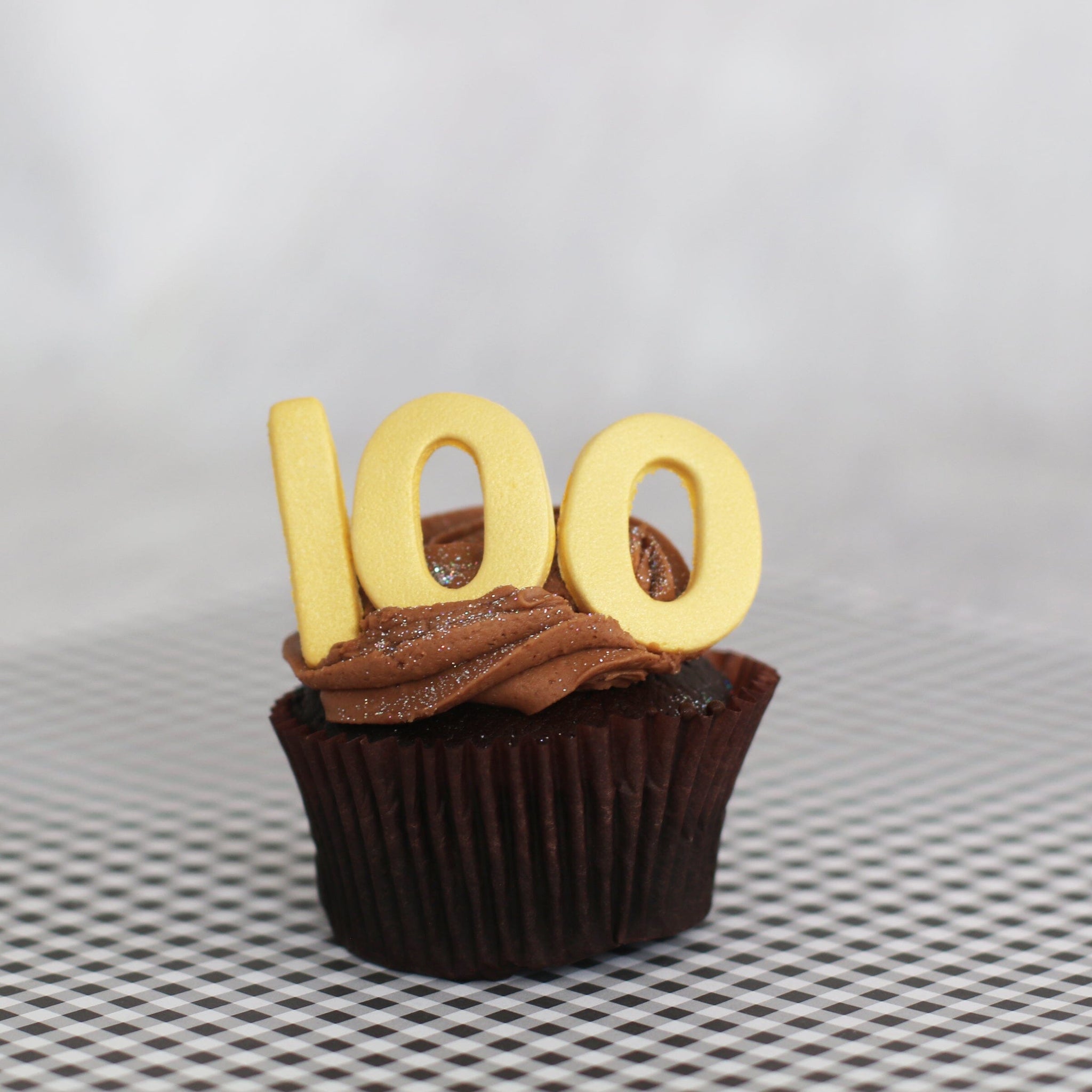 100th Birthday Cupcakes in GOLD